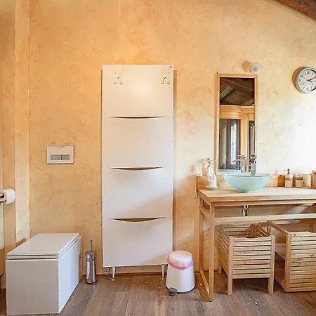 Casa Del Bosco * Busca