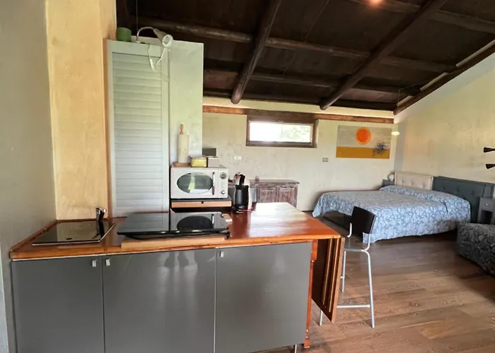 公寓 Casa Del Bosco Busca